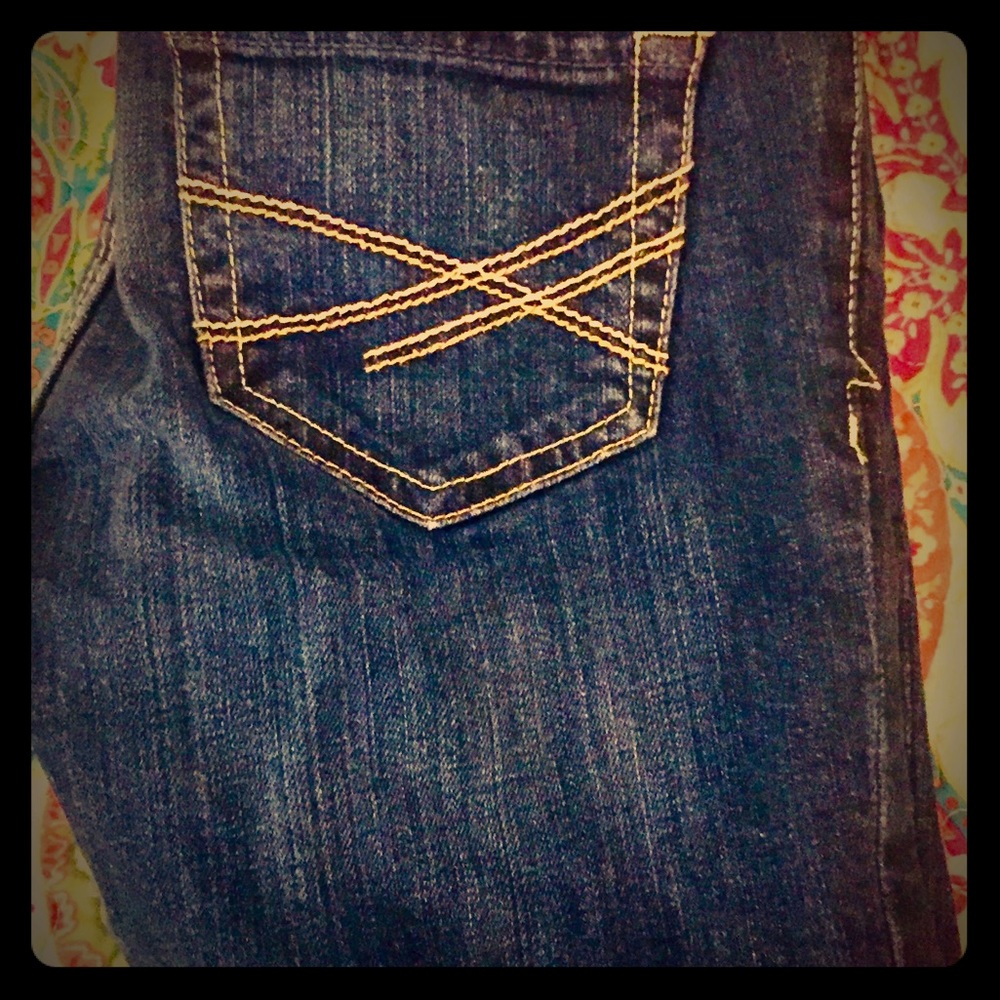 Abercrombie and Fitch jeans NWOT SIZE 1/2